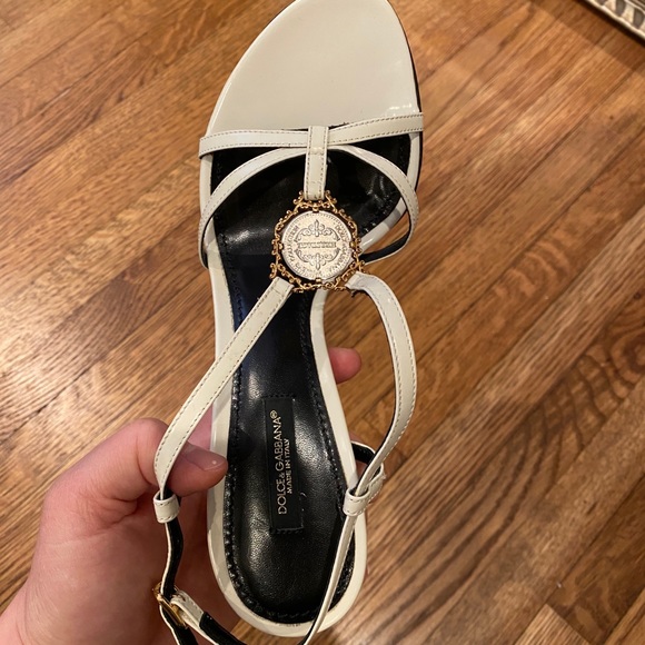 Dolce & Gabbana white straps heels - Picture 10 of 16